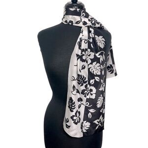 Vintage Elaine Gold for Collection XIIX Floral 100% Silk Black White Long Scarf